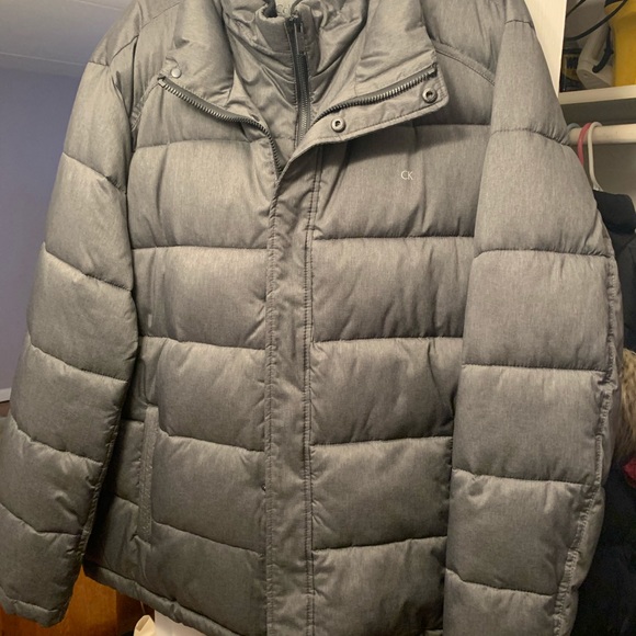 Never worn Gray Calvin Klein puffer coat - Picture 6 of 9